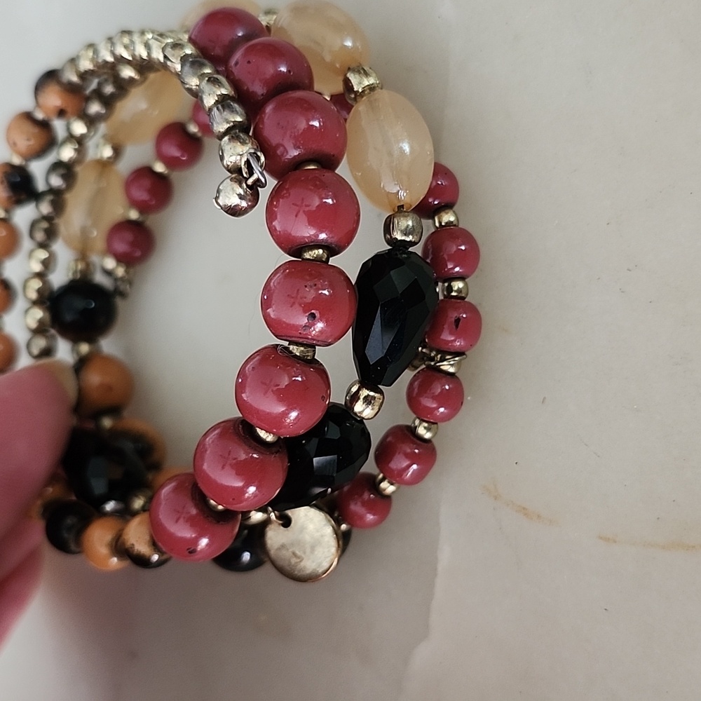 Source Unknown Red And Black Beaded Bracelet Set - image 3